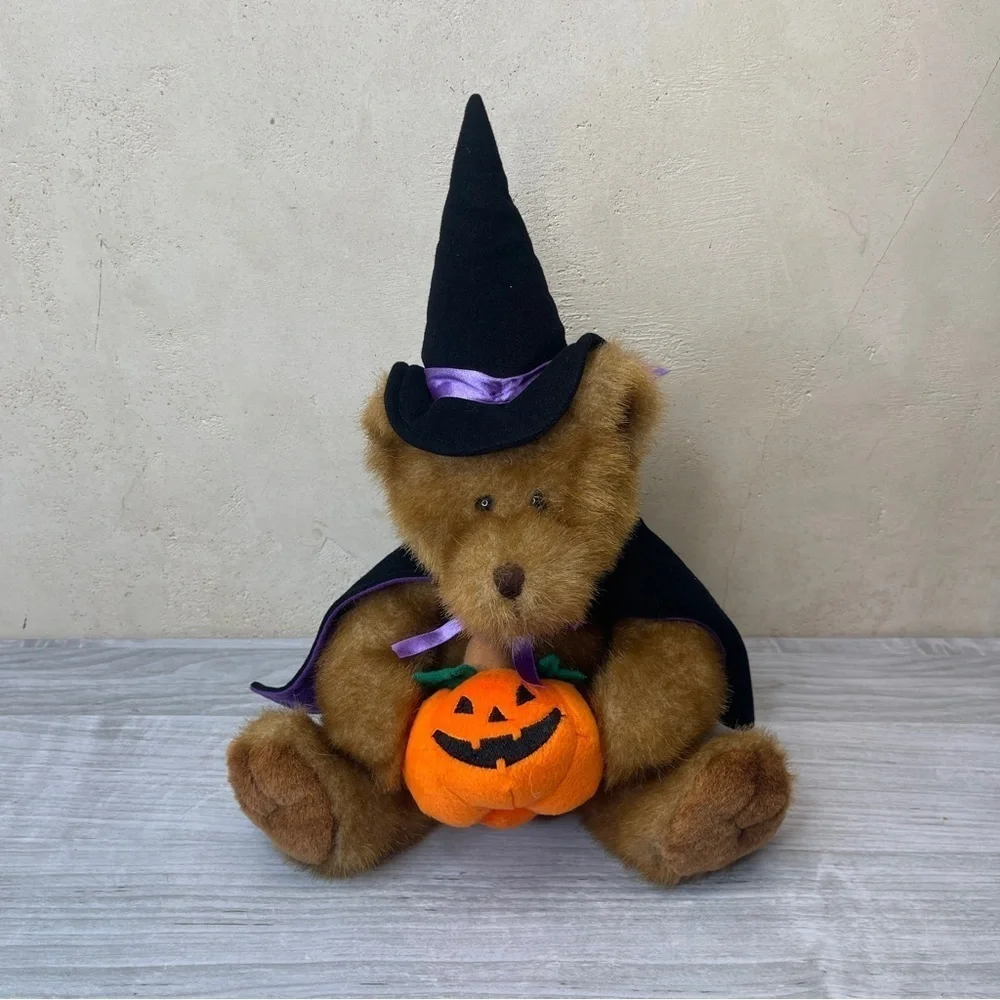 Dillard’s Vintage Halloween Brown Purple Cape Pumpkin Teddy Plush Stuffed Bear